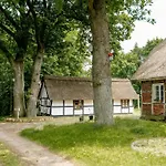 Romantic Nights Under The Thatched Roof Nyaraló