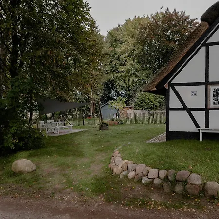 Romantic Nights Under The Thatched Roof Holiday home *