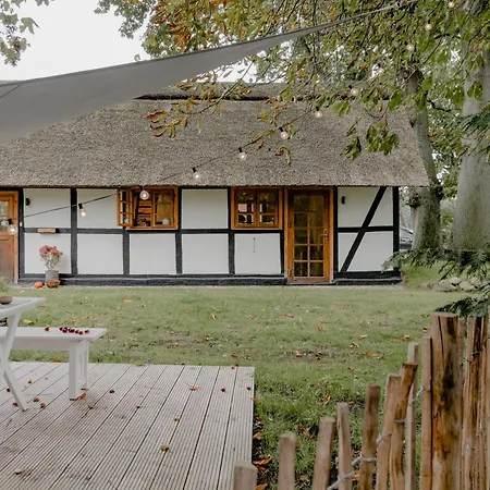 Holiday home Romantic Nights Under The Thatched Roof *