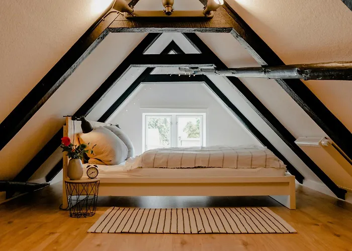 Romantic Nights Under The Thatched Roof Casa de Férias